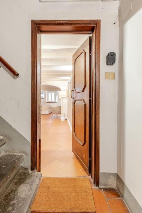 Amazing Apartment In Piazza Santa Croce Firenze Eksteriør bilde